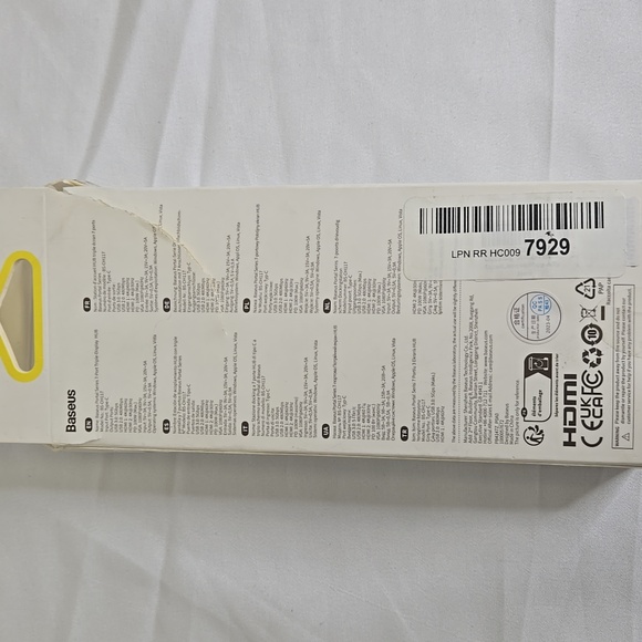 Baseus‎ 7 in 1 Triple-Display Hub, NEW, Open Box - Picture 4 of 9